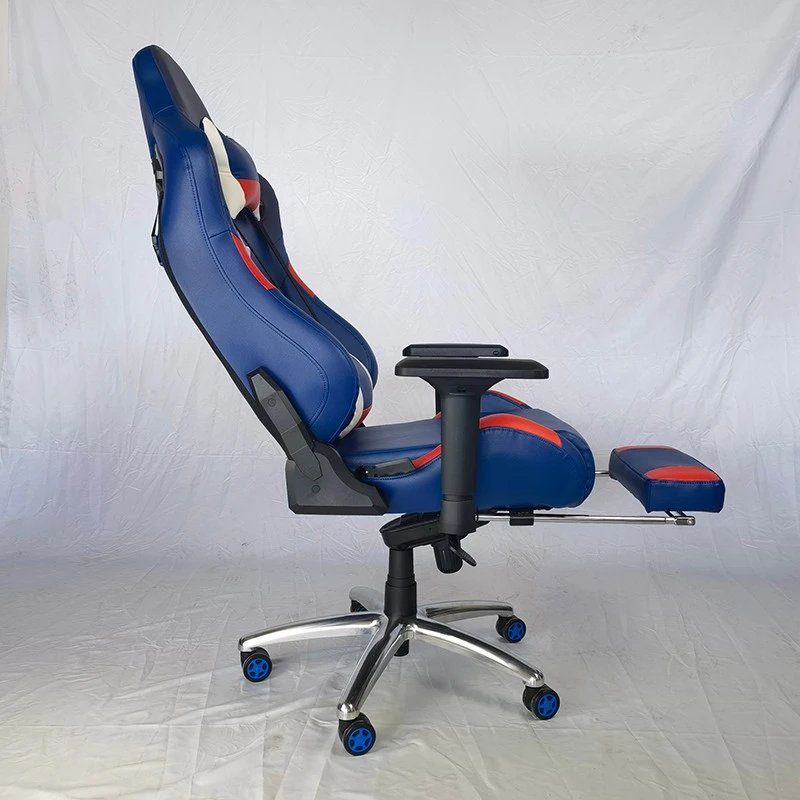 gaming chair with footrest